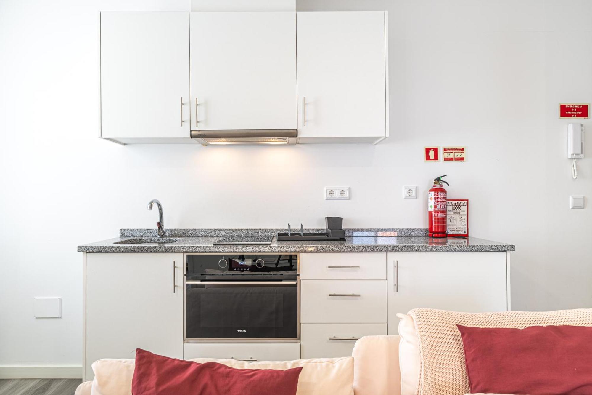 Tanoeiros Apartments Funchal  Buitenkant foto